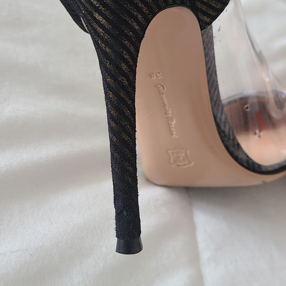 EUC! Gianvito Rossi Black Suede/Gold Metallic Striped Plexi Pumps! - Picture 10 of 12